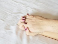 Demi Puaskan Hasrat Seks, Bocah SD Curi Uang Untuk Main Threesome